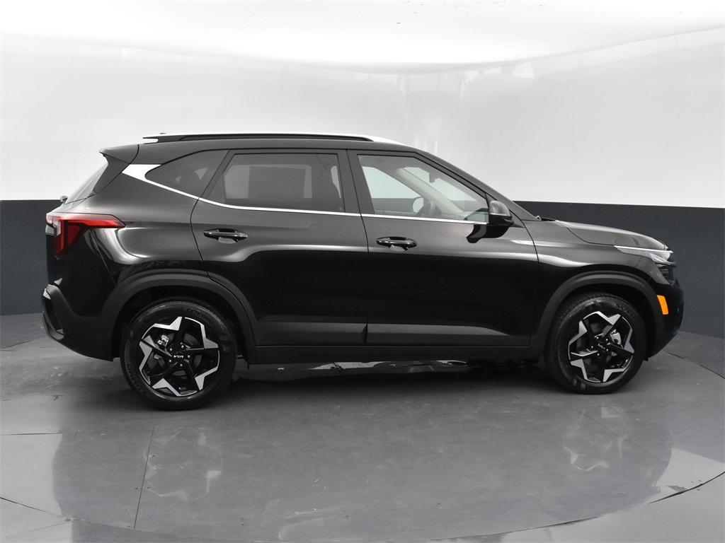 new 2025 Kia Seltos car, priced at $27,145