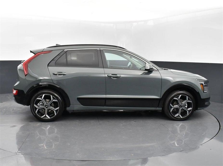 new 2025 Kia Niro car, priced at $32,970