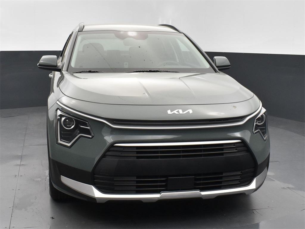 new 2025 Kia Niro car, priced at $30,075