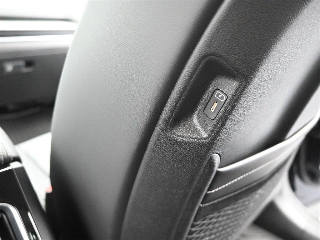 new 2026 Kia Sorento car, priced at $41,801