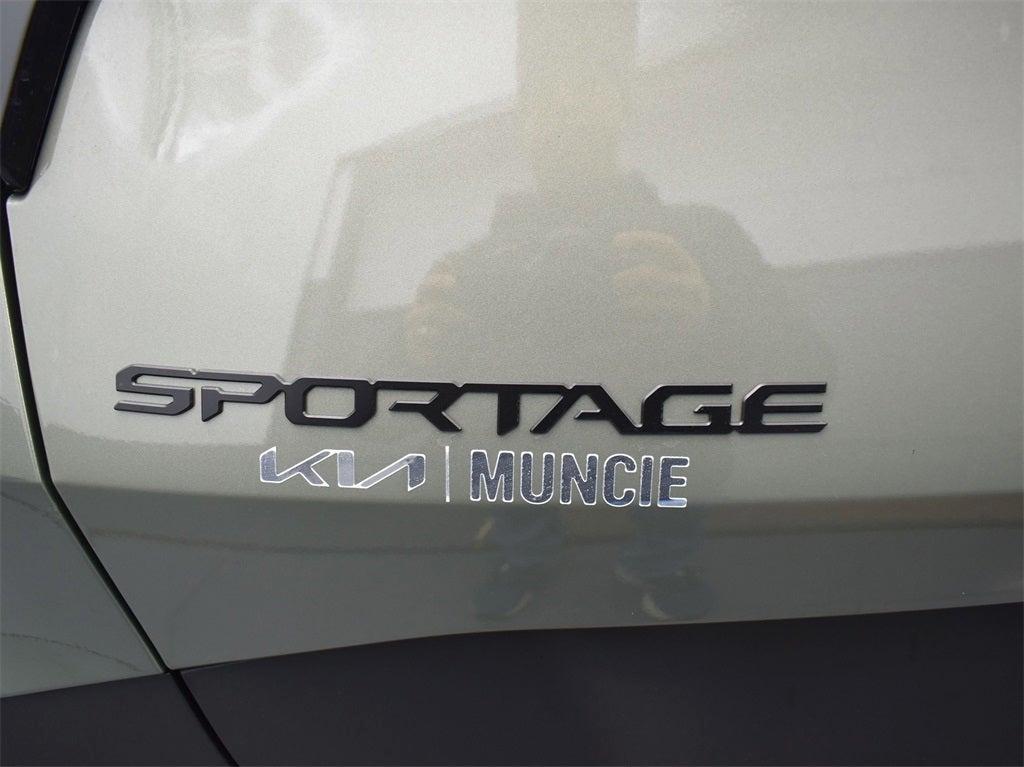 new 2025 Kia Sportage car, priced at $33,568