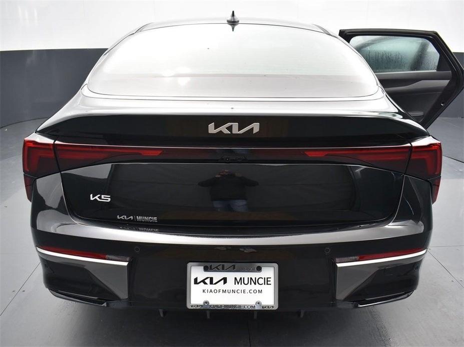 new 2025 Kia K5 car, priced at $27,286