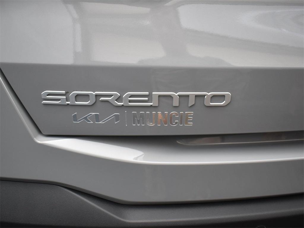 new 2025 Kia Sorento car, priced at $36,826