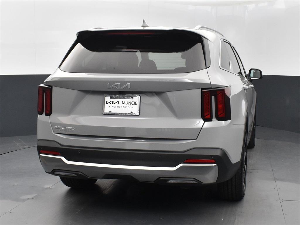 new 2025 Kia Sorento car, priced at $36,826