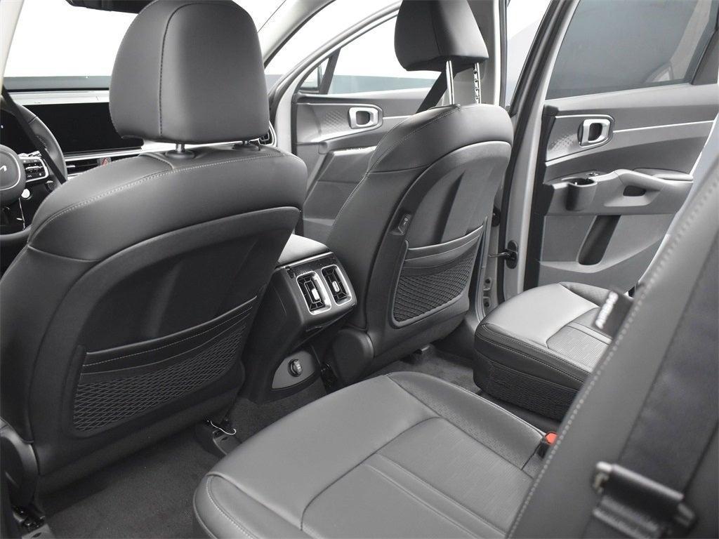 new 2025 Kia Sorento car, priced at $35,826