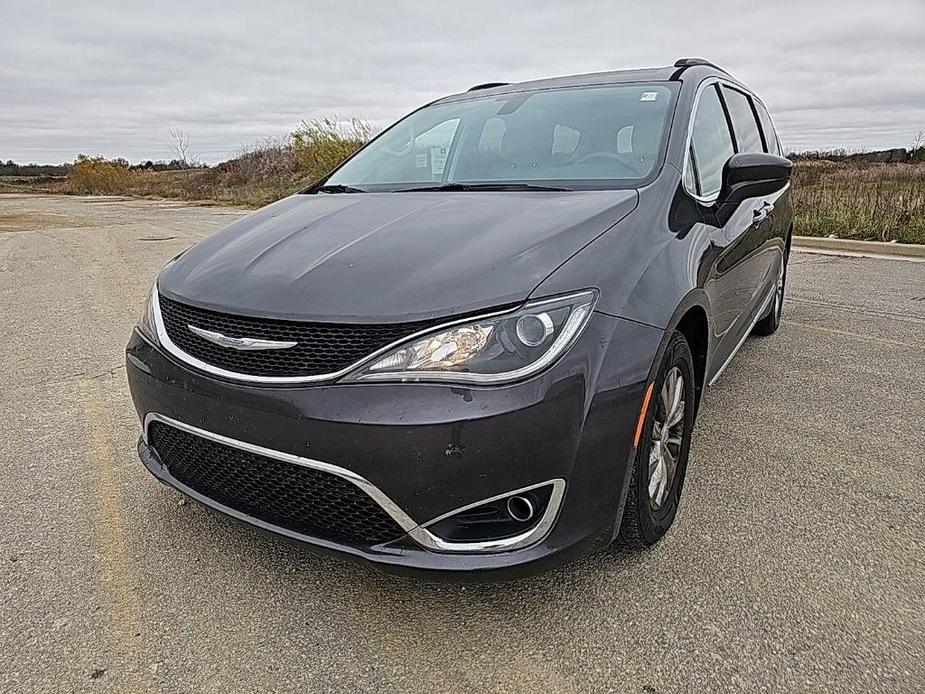 used 2017 Chrysler Pacifica car, priced at $13,899