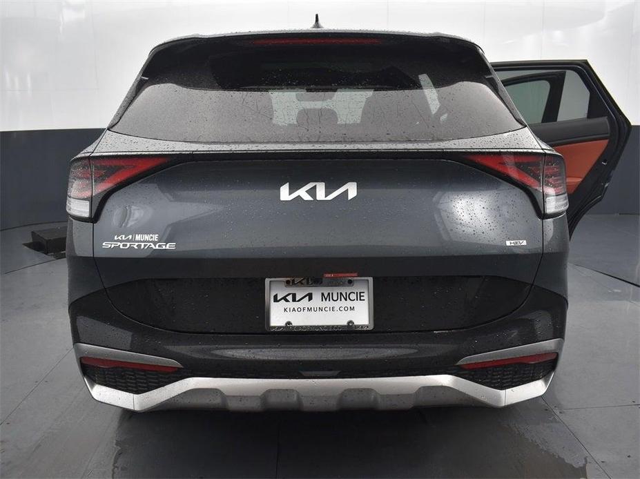 new 2025 Kia Sportage Hybrid car, priced at $39,535