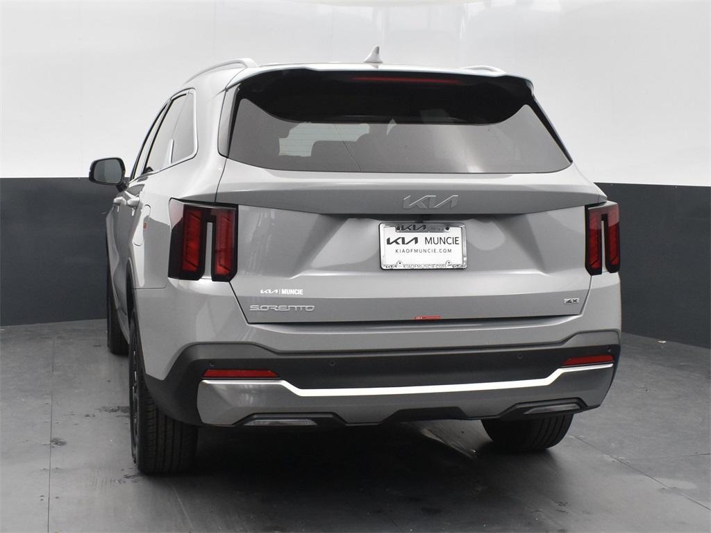 new 2025 Kia Sorento car, priced at $36,137