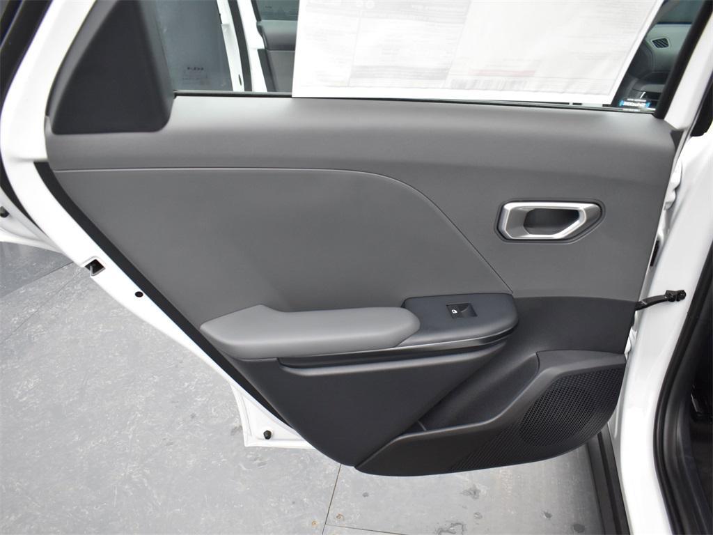new 2025 Kia Niro car, priced at $27,323