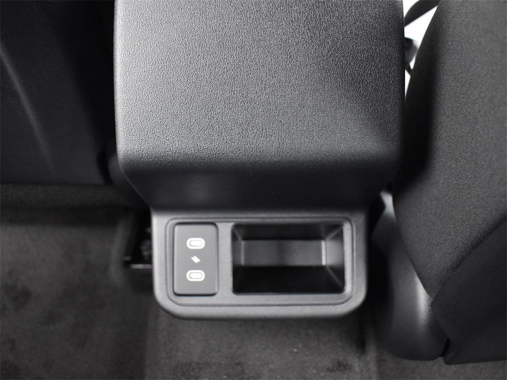 new 2025 Kia Niro car, priced at $27,323