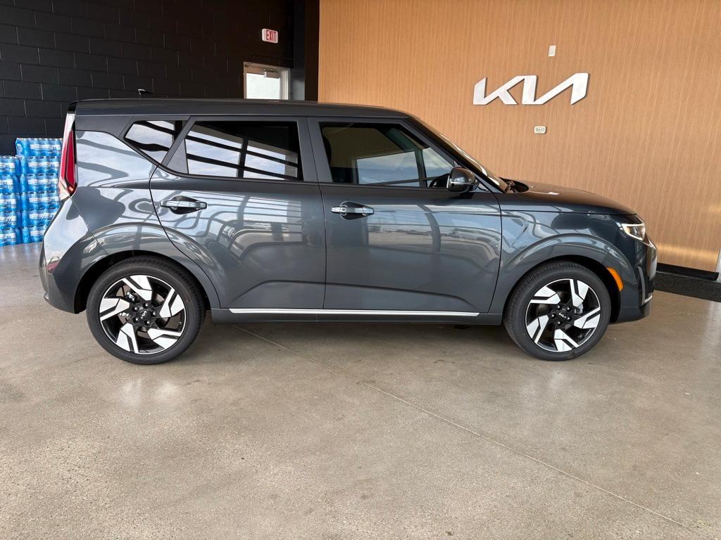 new 2025 Kia Soul car, priced at $26,612