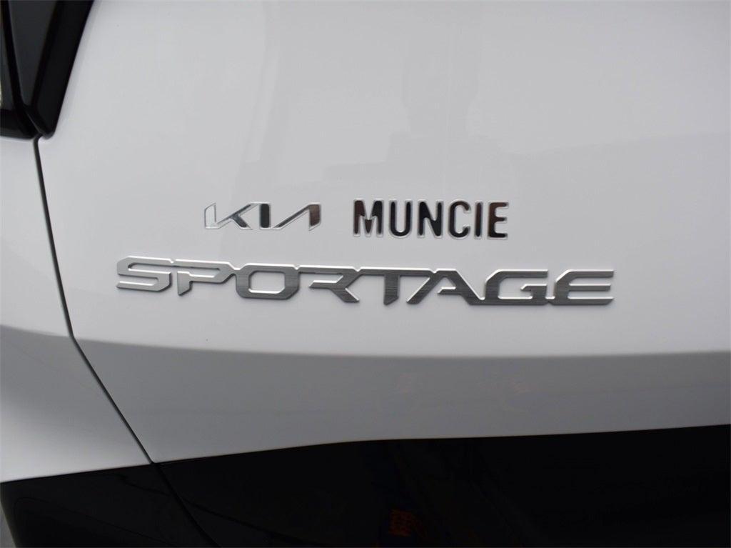 new 2025 Kia Sportage car, priced at $37,017