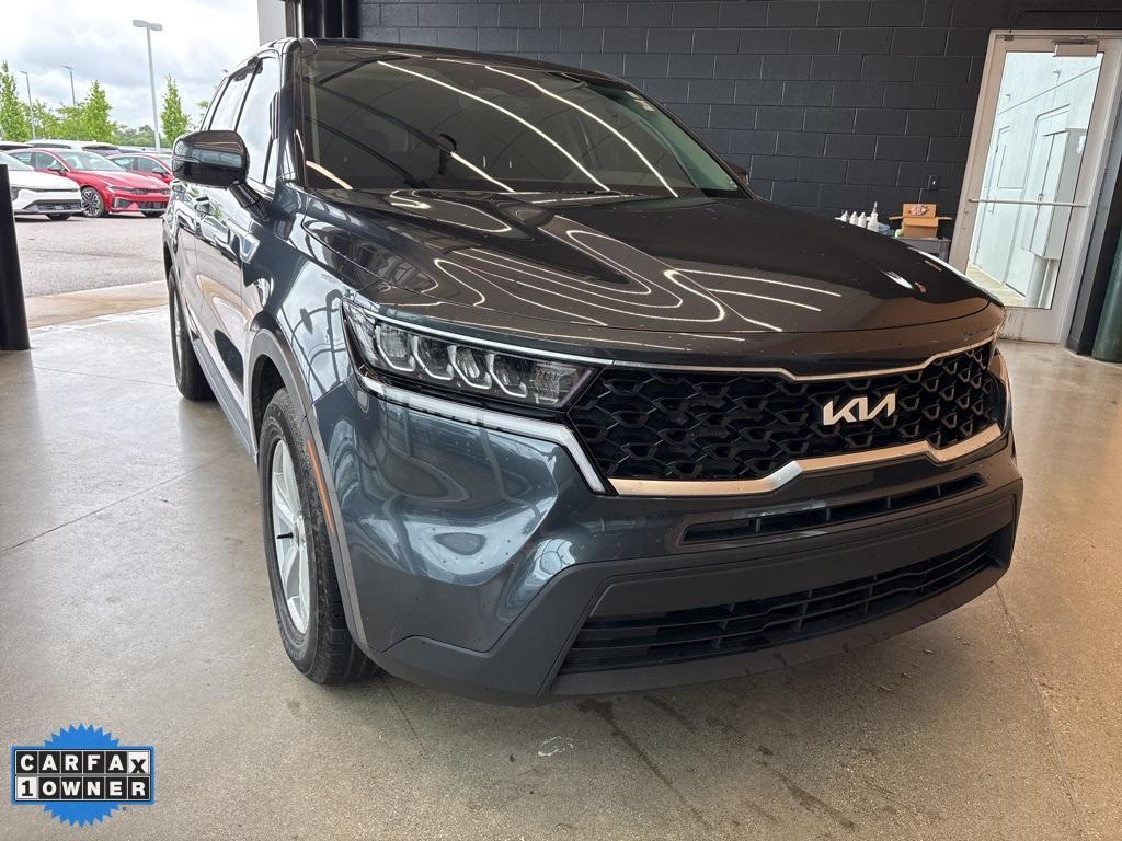 used 2023 Kia Sorento car, priced at $26,431