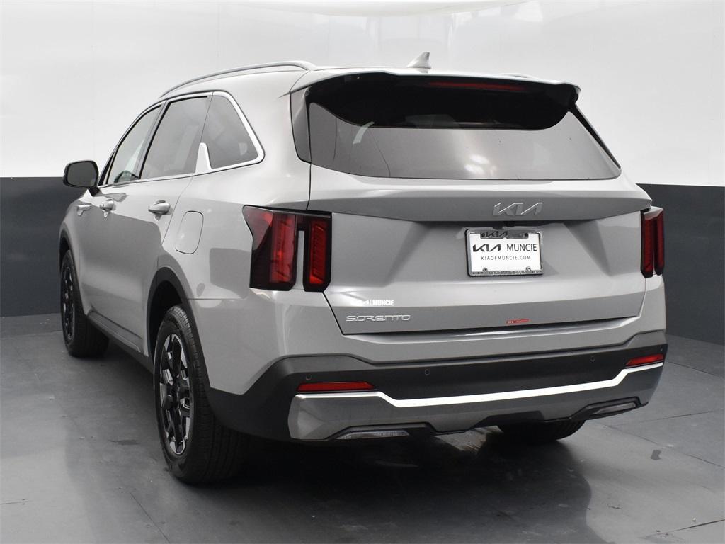 new 2025 Kia Sorento car, priced at $34,697