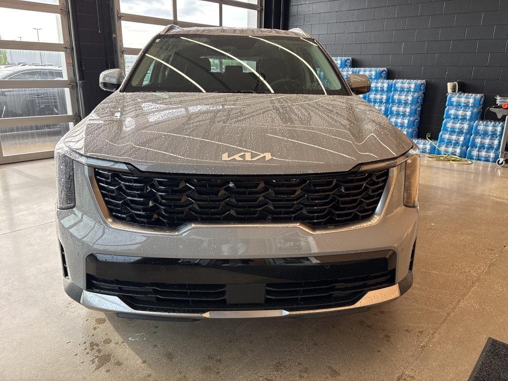new 2025 Kia Sorento car, priced at $34,697
