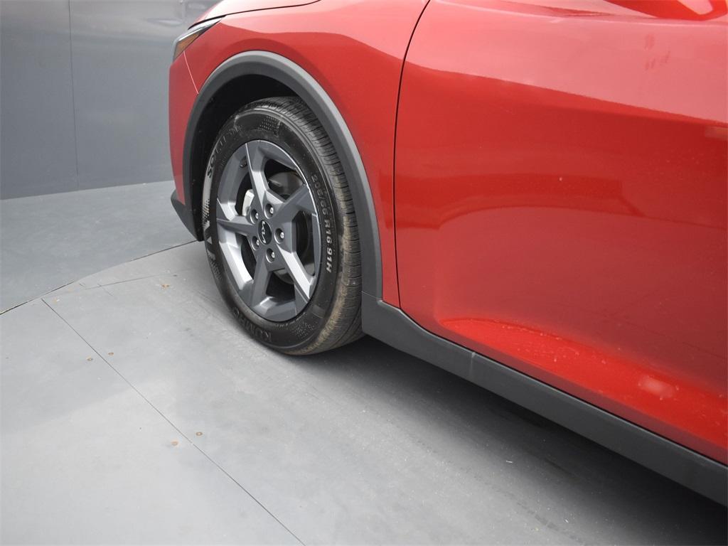 new 2025 Kia K4 car, priced at $23,346
