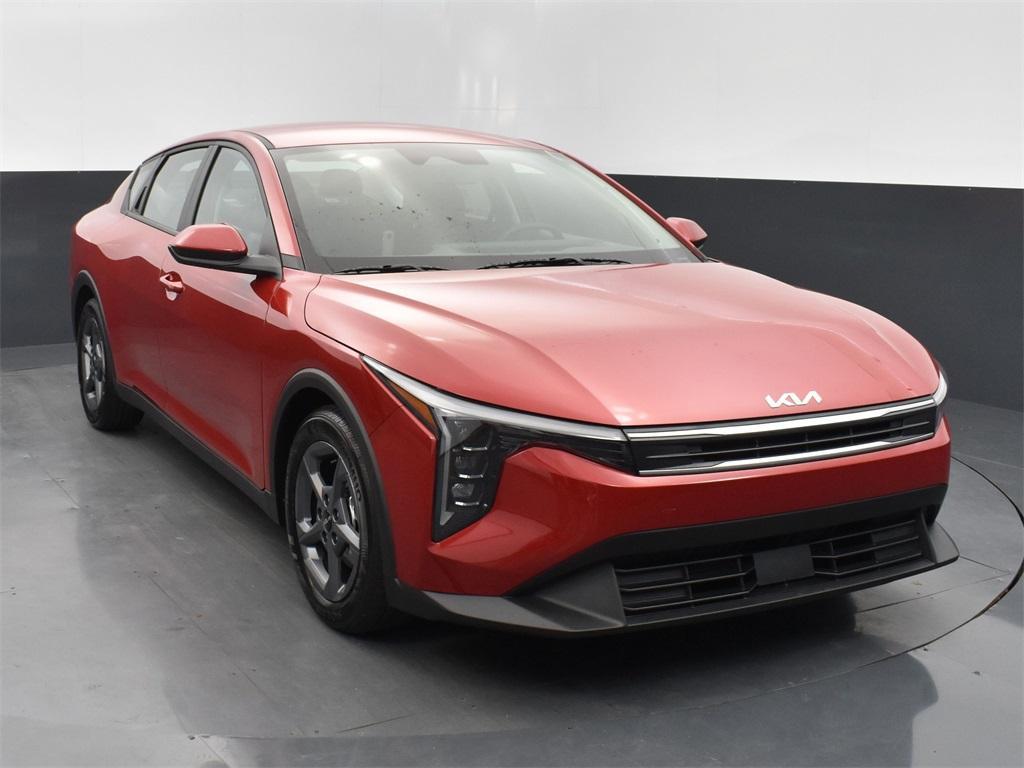 new 2025 Kia K4 car, priced at $23,346