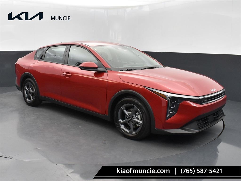 new 2025 Kia K4 car, priced at $23,346