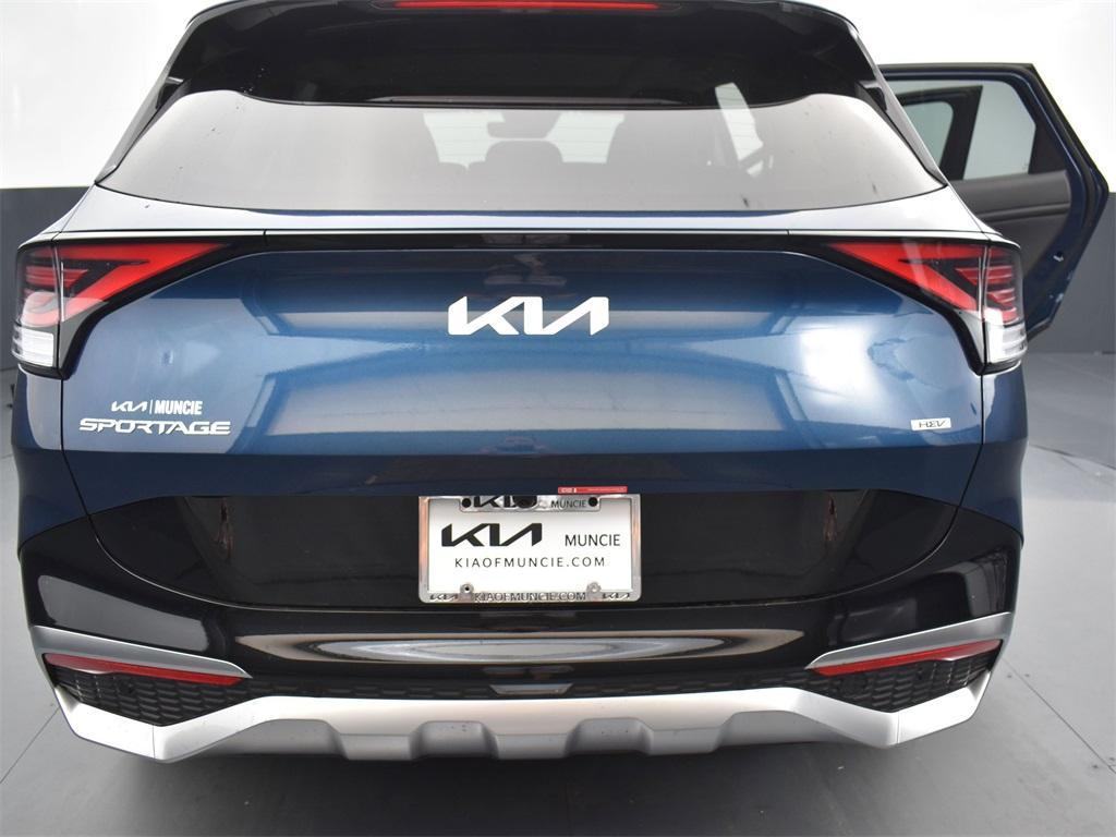 new 2025 Kia Sportage Hybrid car, priced at $38,980