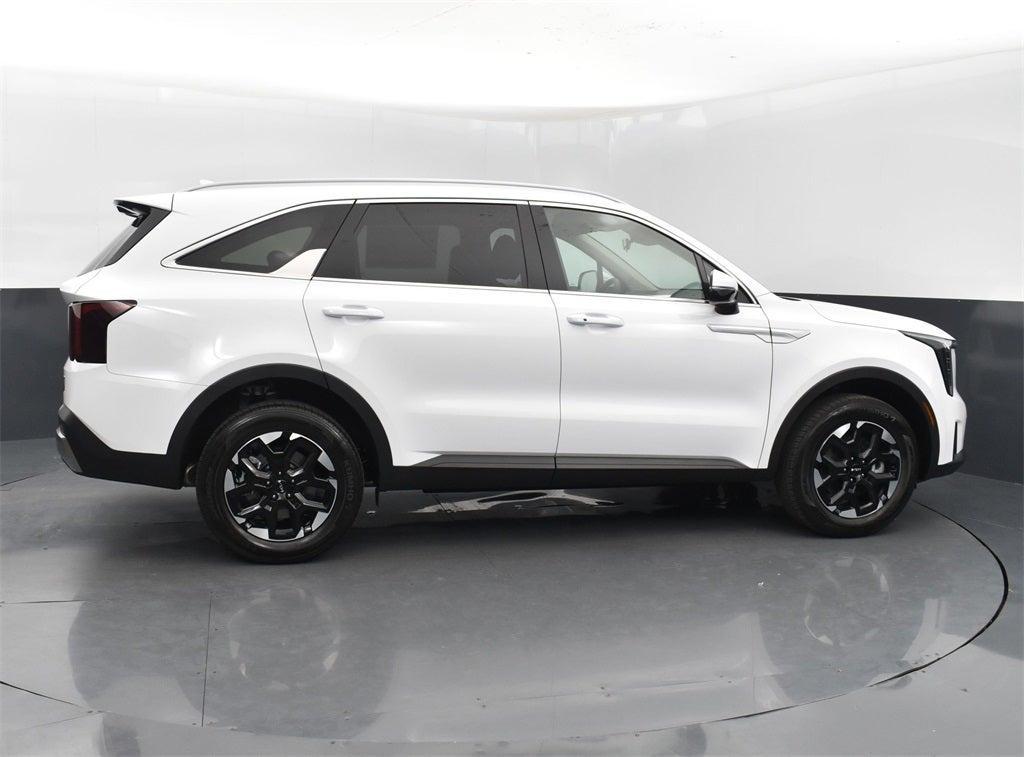new 2025 Kia Sorento car, priced at $35,871