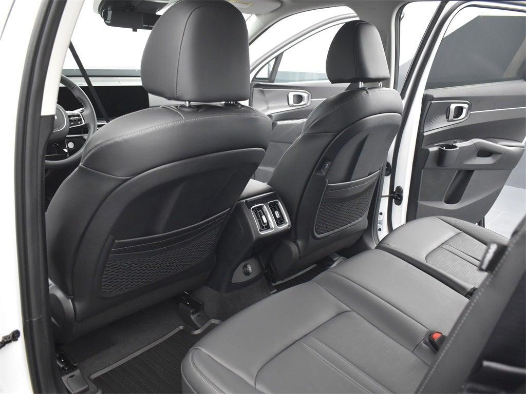 new 2025 Kia Sorento car, priced at $35,871