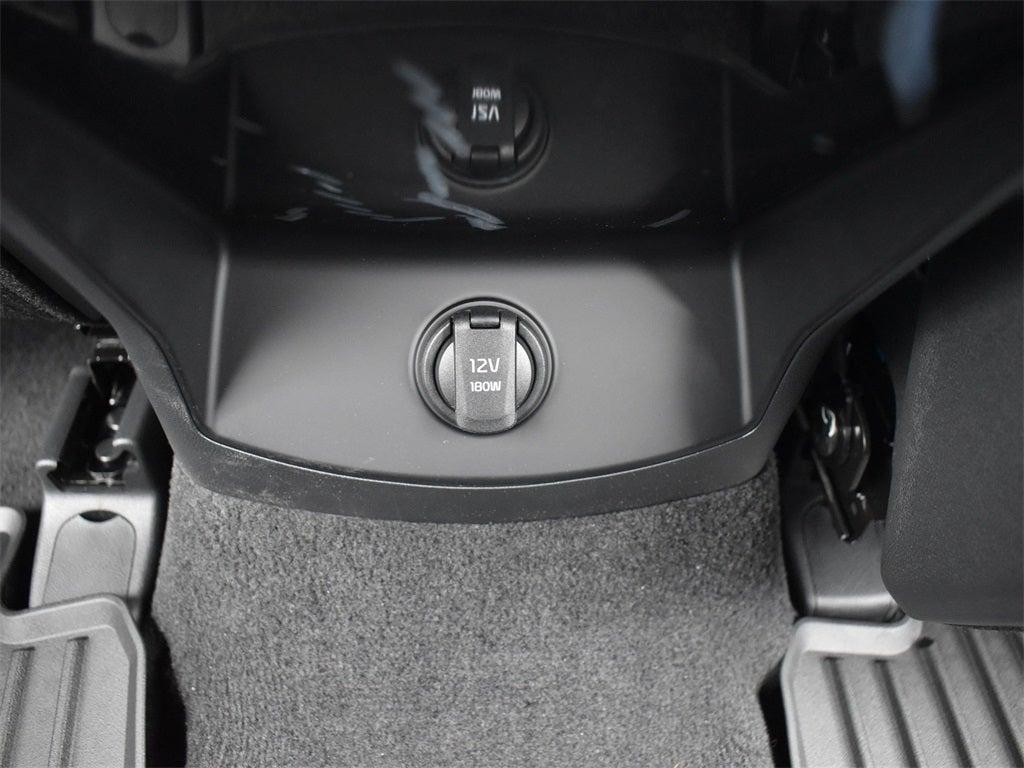 new 2025 Kia Sorento car, priced at $35,871