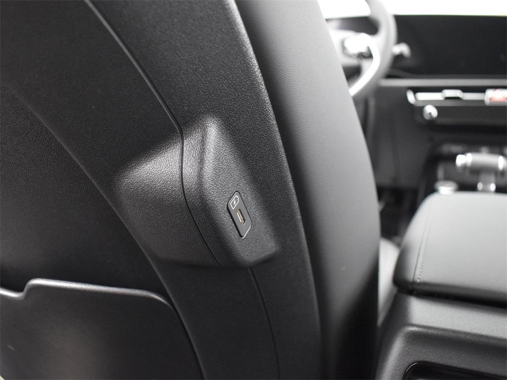 new 2025 Kia Niro car, priced at $30,029