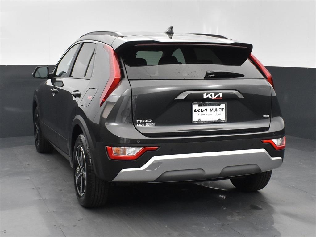 new 2025 Kia Niro car, priced at $30,029