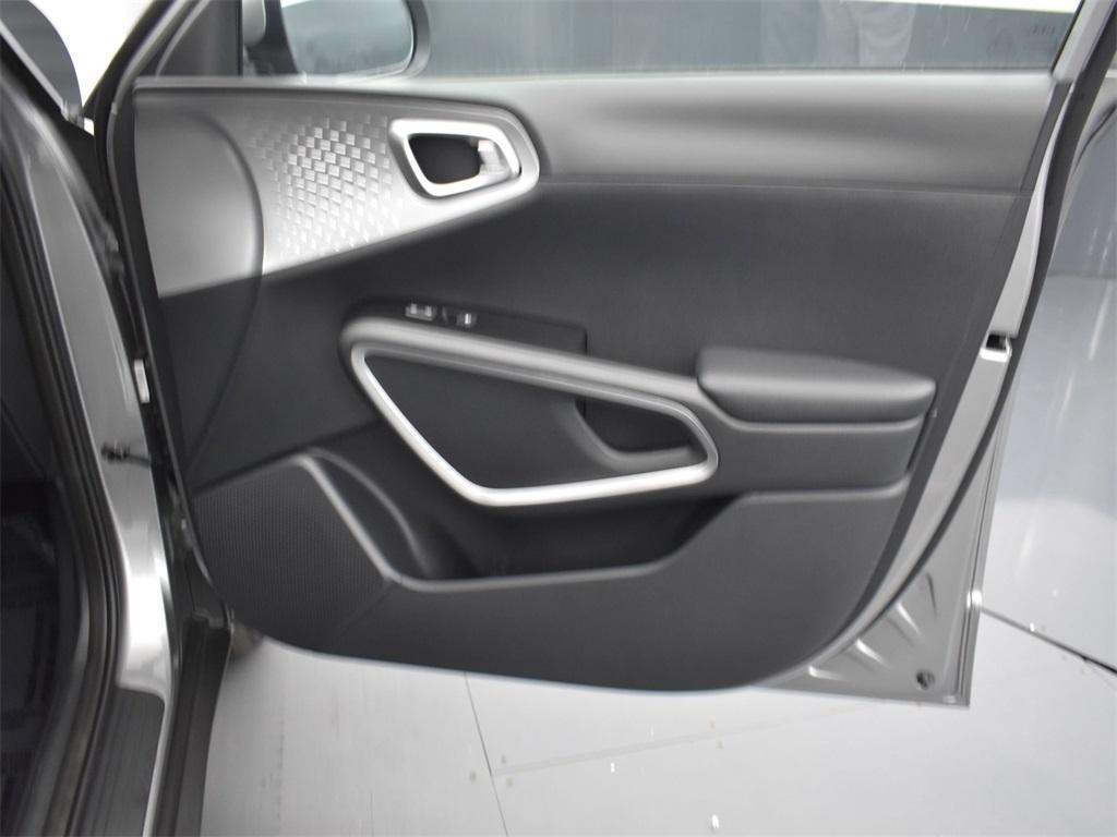 new 2025 Kia Soul car, priced at $21,203