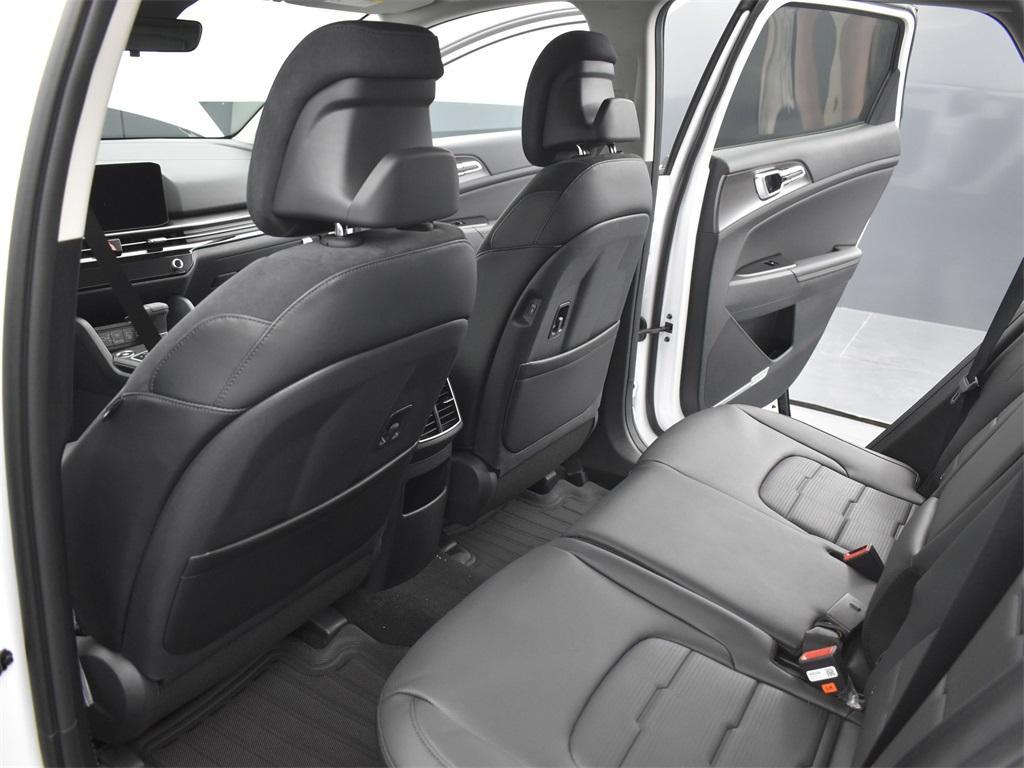 new 2026 Kia Sportage car, priced at $39,680