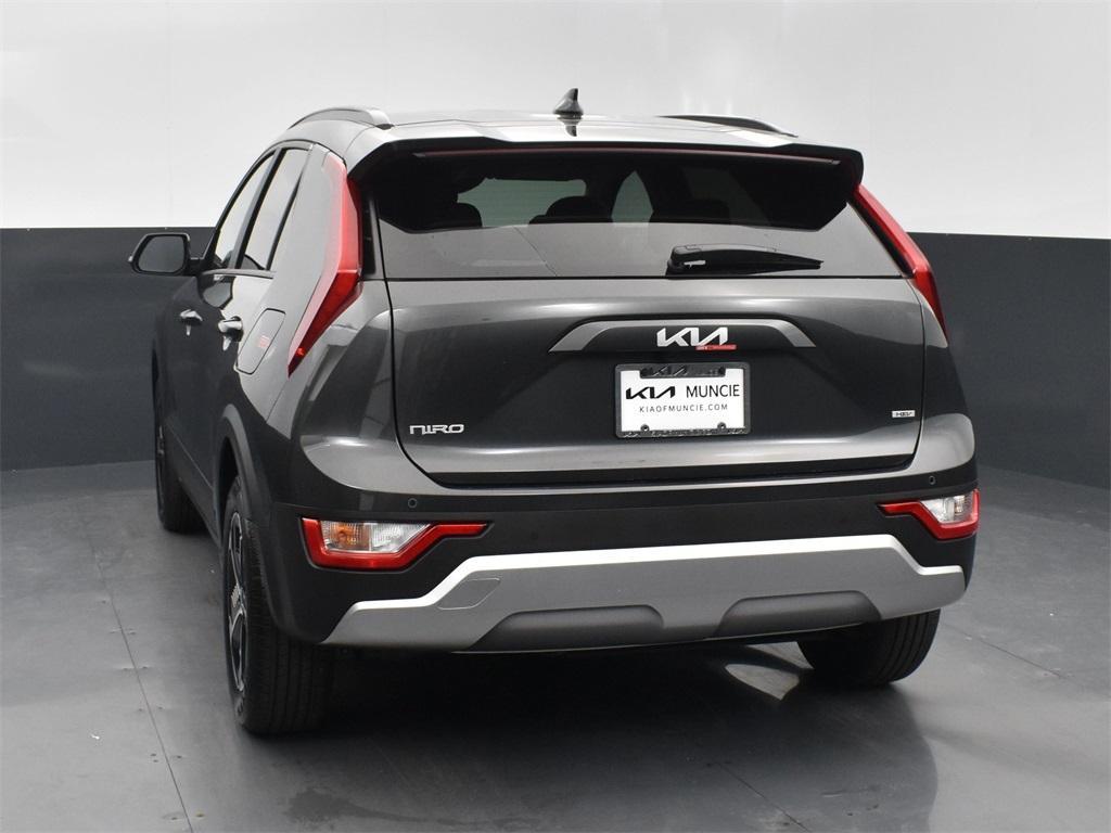 new 2025 Kia Niro car, priced at $29,784