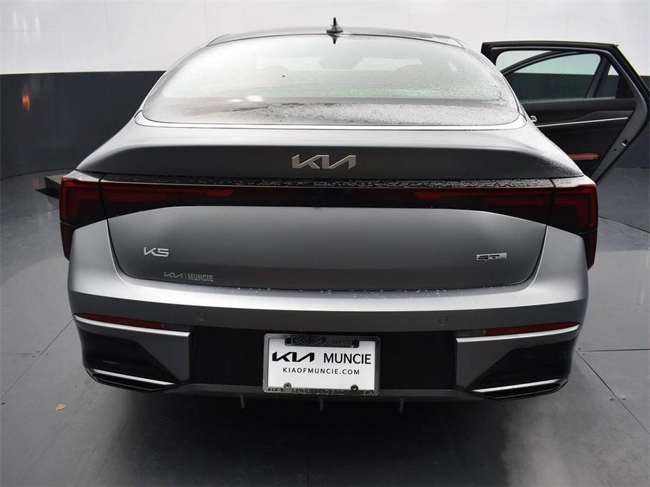 new 2025 Kia K5 car, priced at $30,977