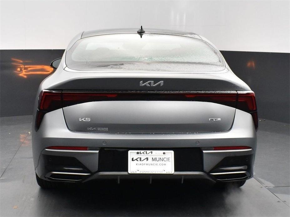 new 2025 Kia K5 car, priced at $30,977