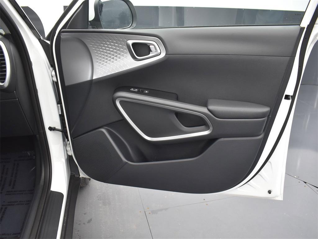 new 2025 Kia Soul car, priced at $21,524