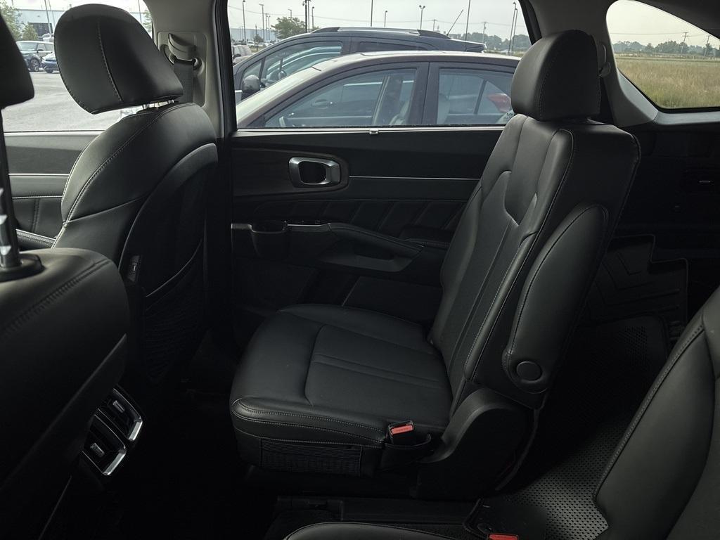 used 2022 Kia Sorento car, priced at $32,788