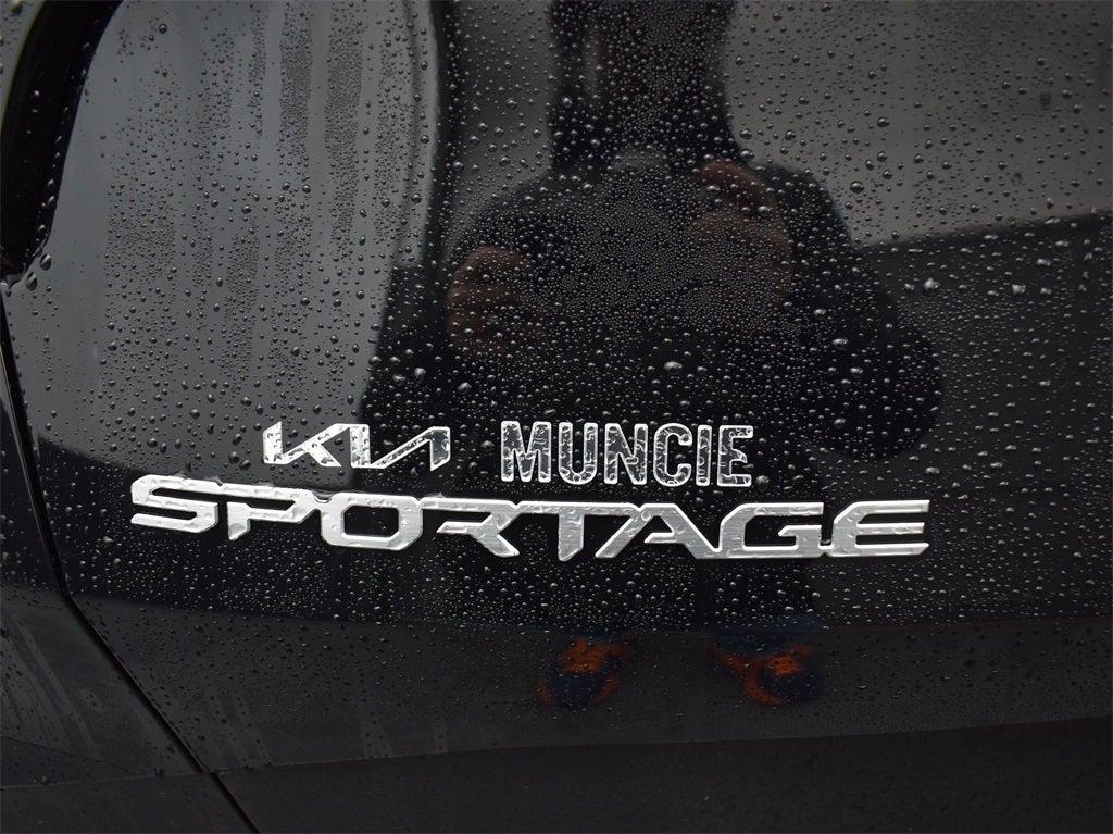 new 2025 Kia Sportage car, priced at $31,352