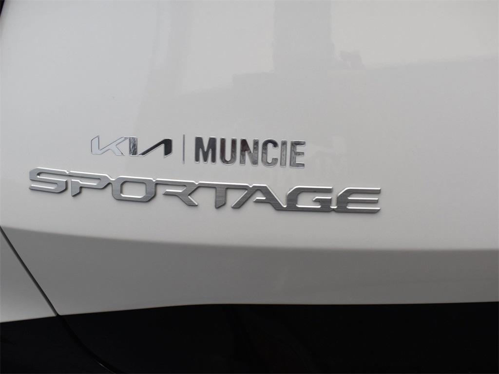 new 2025 Kia Sportage Hybrid car, priced at $39,375