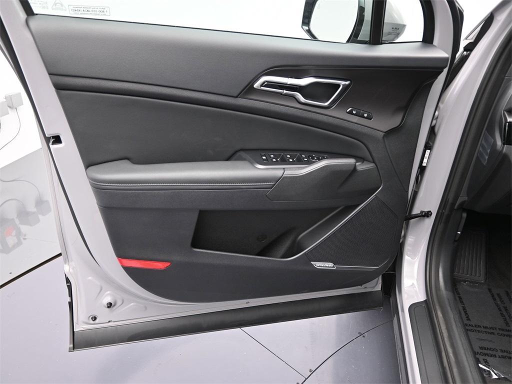 new 2026 Kia Sportage Hybrid car, priced at $41,960