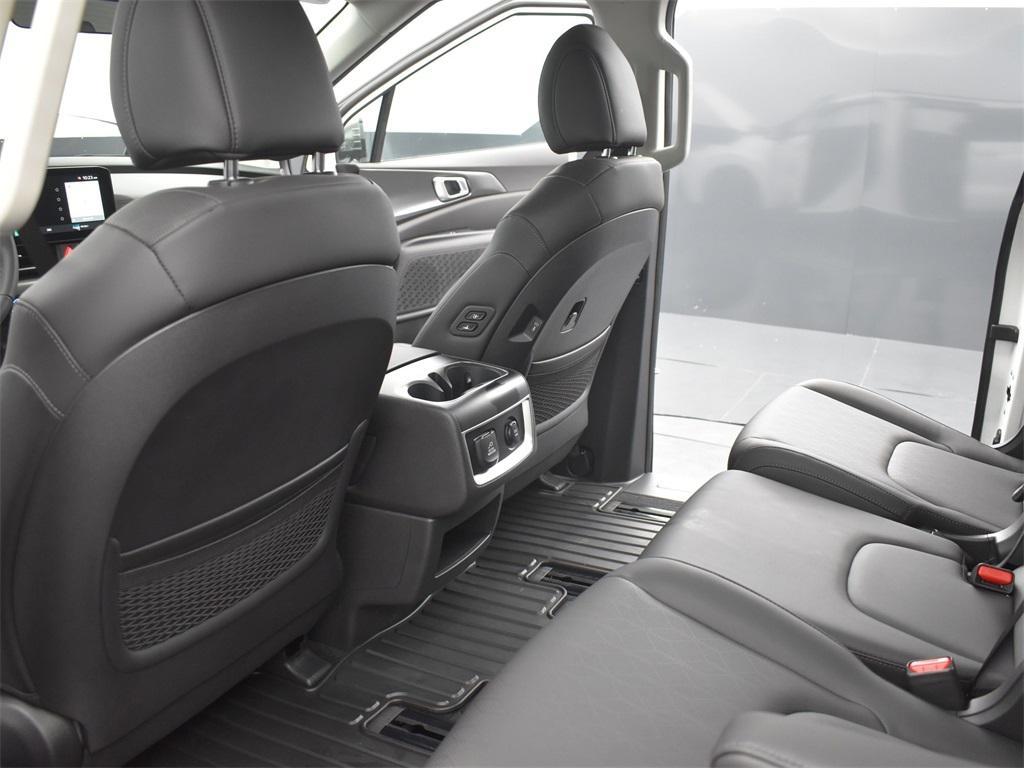 new 2026 Kia Carnival car, priced at $47,320