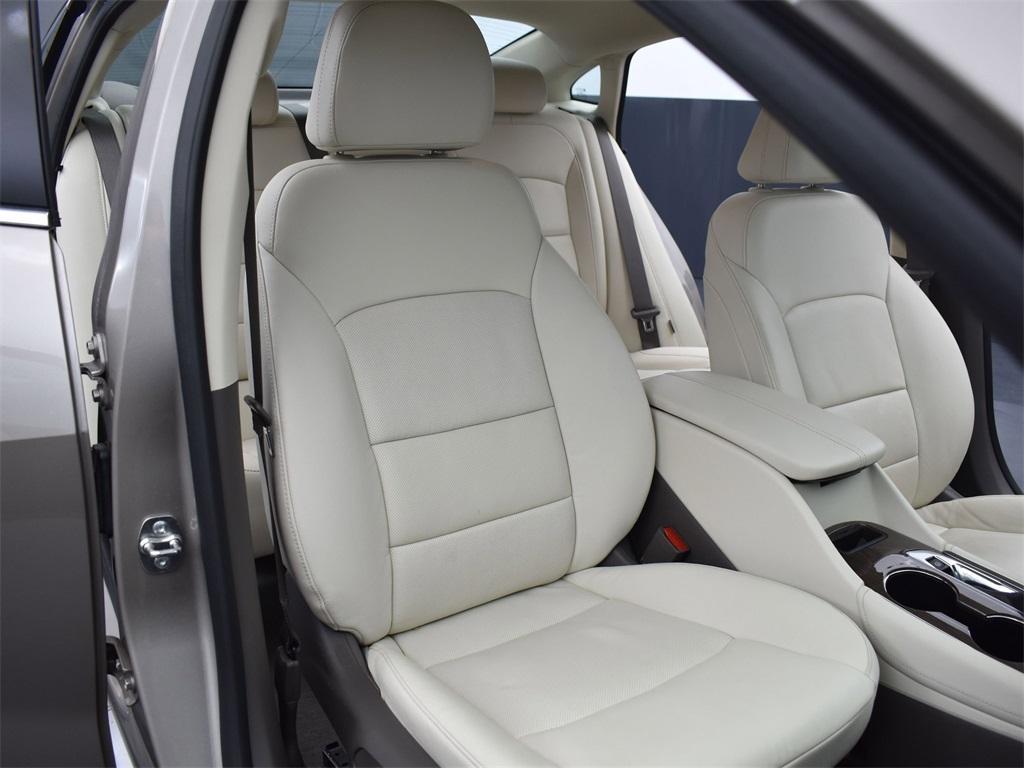 used 2024 Chevrolet Malibu car