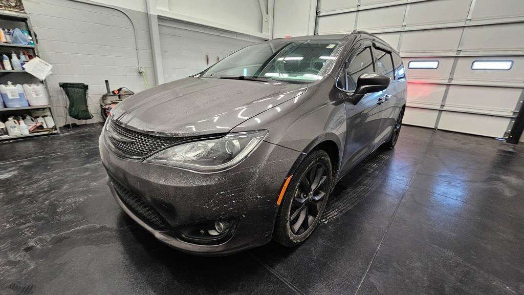 used 2018 Chrysler Pacifica car, priced at $14,987