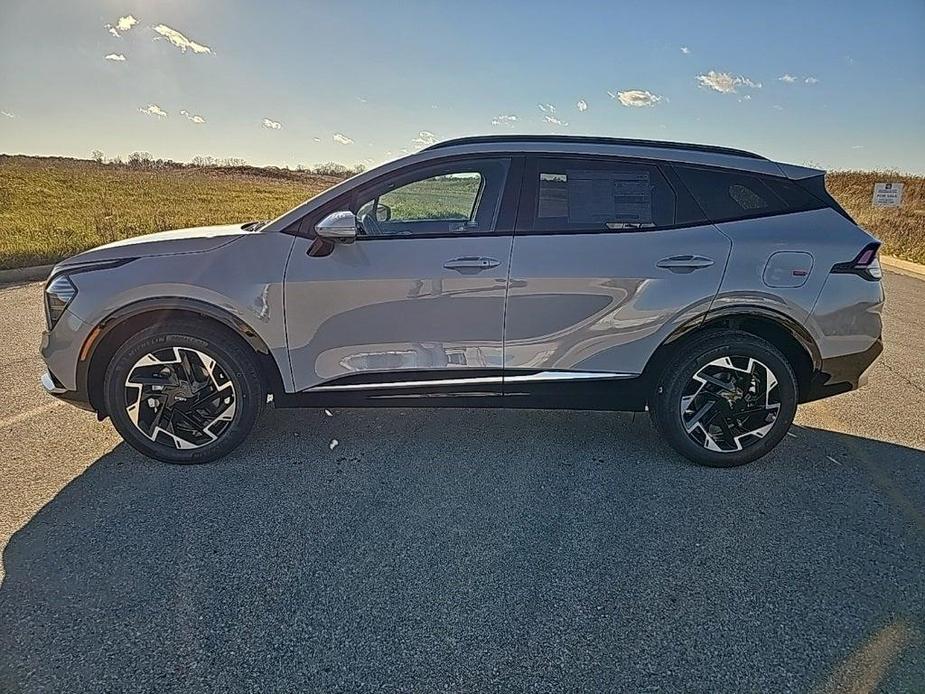 new 2025 Kia Sportage car, priced at $36,808