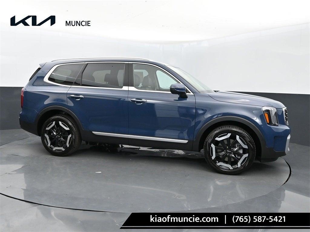 new 2025 Kia Telluride car, priced at $42,029