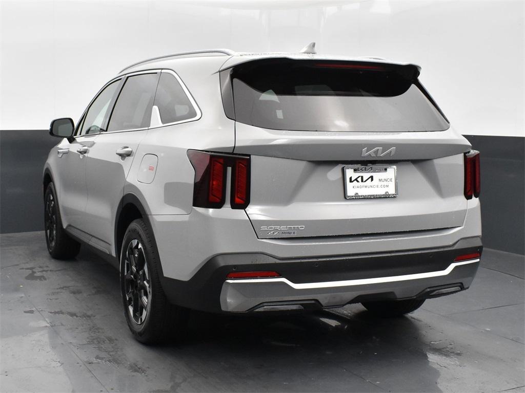 used 2025 Kia Sorento car, priced at $34,987