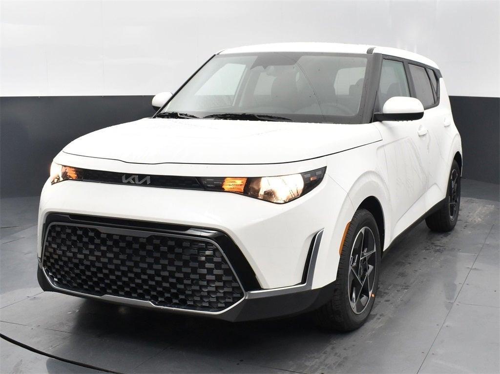 new 2025 Kia Soul car, priced at $24,201