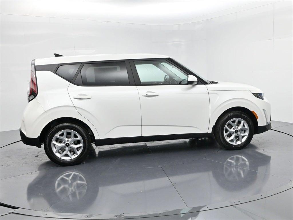 new 2025 Kia Soul car, priced at $23,899
