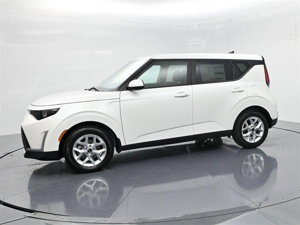 new 2025 Kia Soul car, priced at $23,899