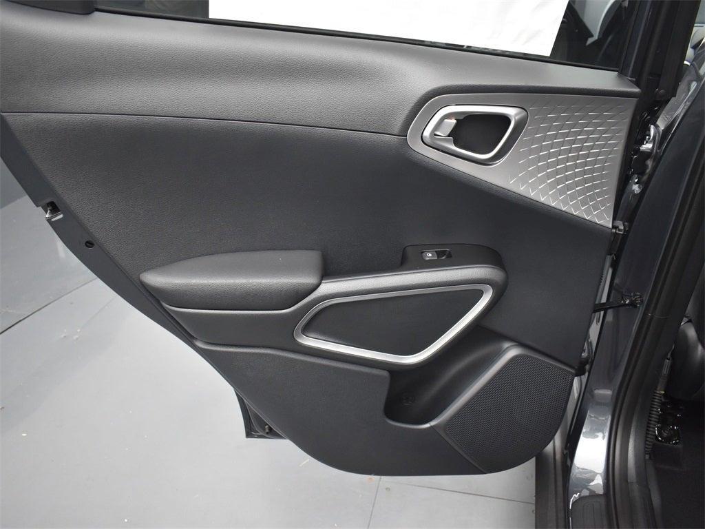 new 2025 Kia Soul car, priced at $21,386