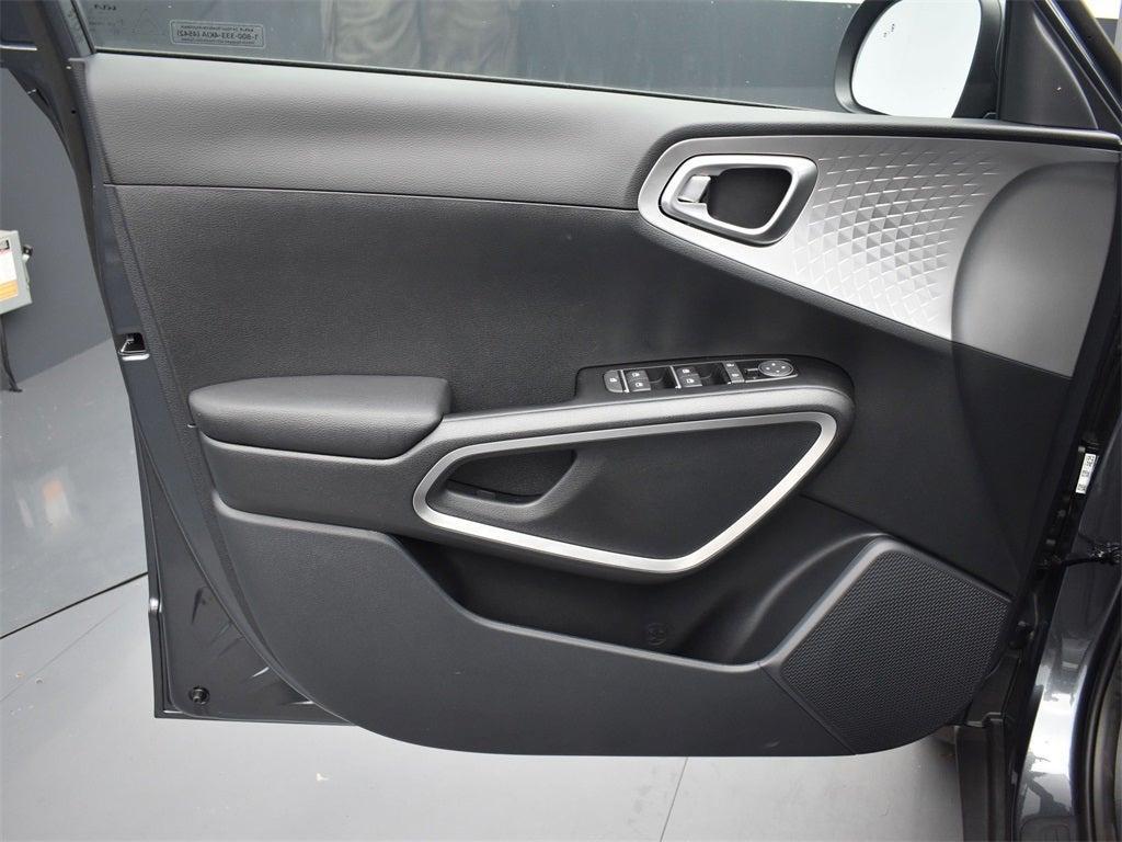 new 2025 Kia Soul car, priced at $21,386