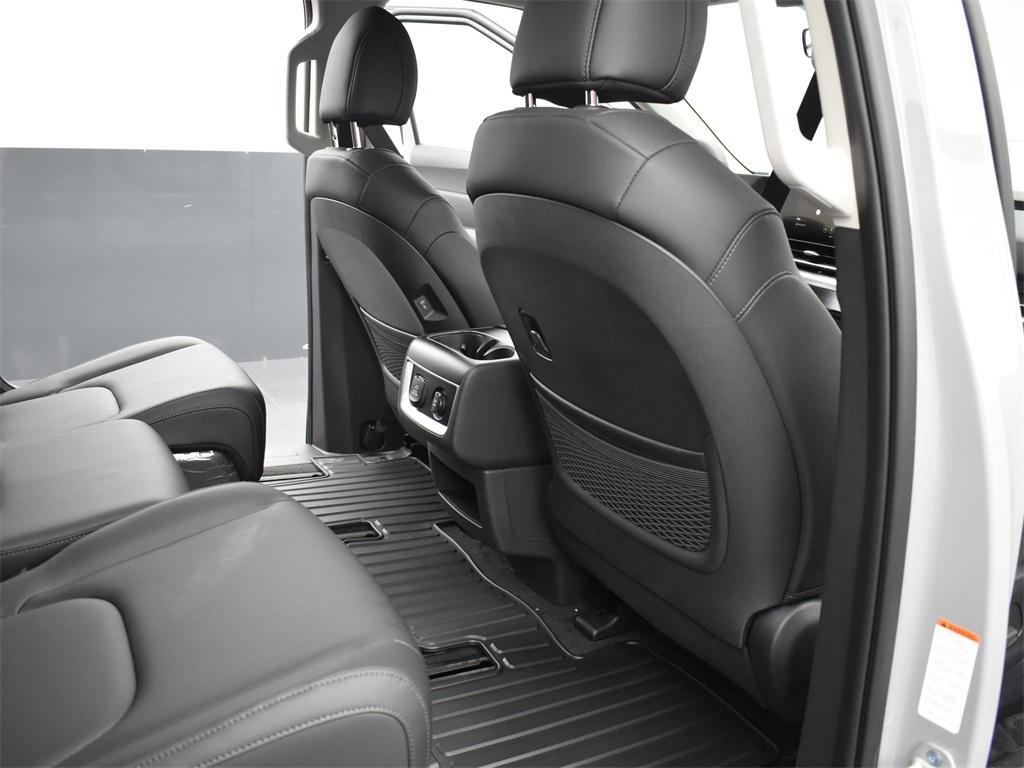 new 2026 Kia Carnival Hybrid car, priced at $48,731